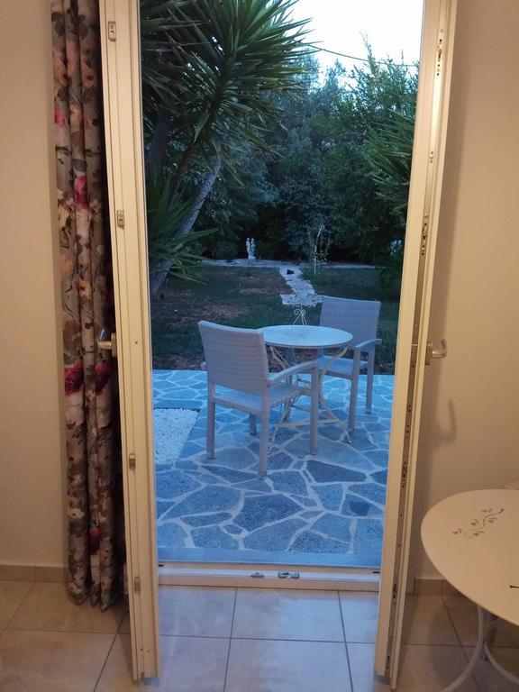 Villa Jasmin Studios Γουβιά Δωμάτιο φωτογραφία