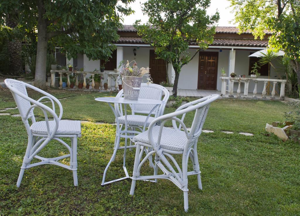 Villa Jasmin Studios Γουβιά Δωμάτιο φωτογραφία